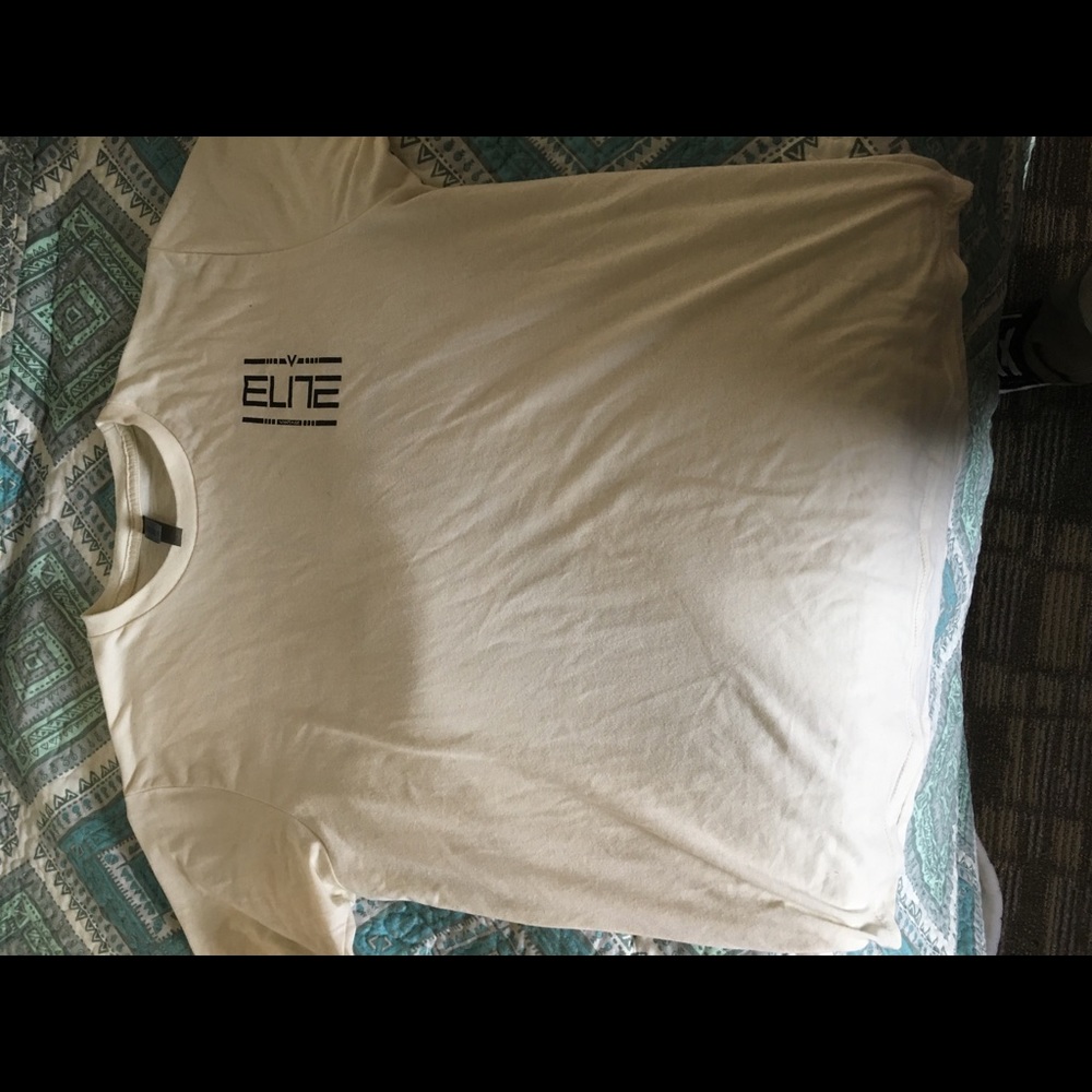 Truwear, Vantage company tee shirt. Eggshell color